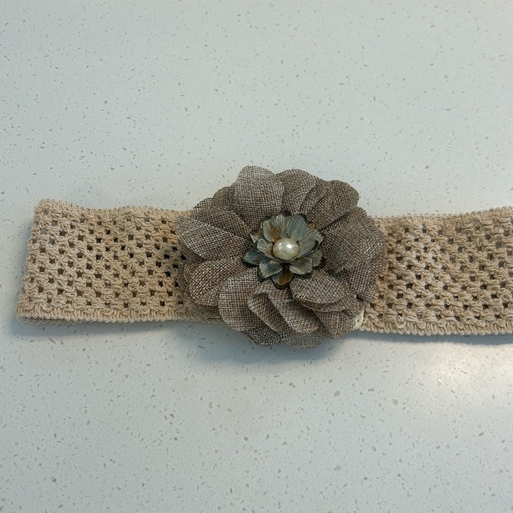 Cream stretchy woven belt with burlap fabric flower